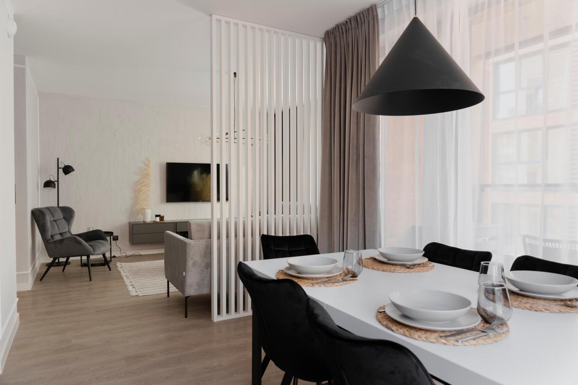 Scala 60D City Center Apartments With Parking By Lion Apartments Danzica Esterno foto
